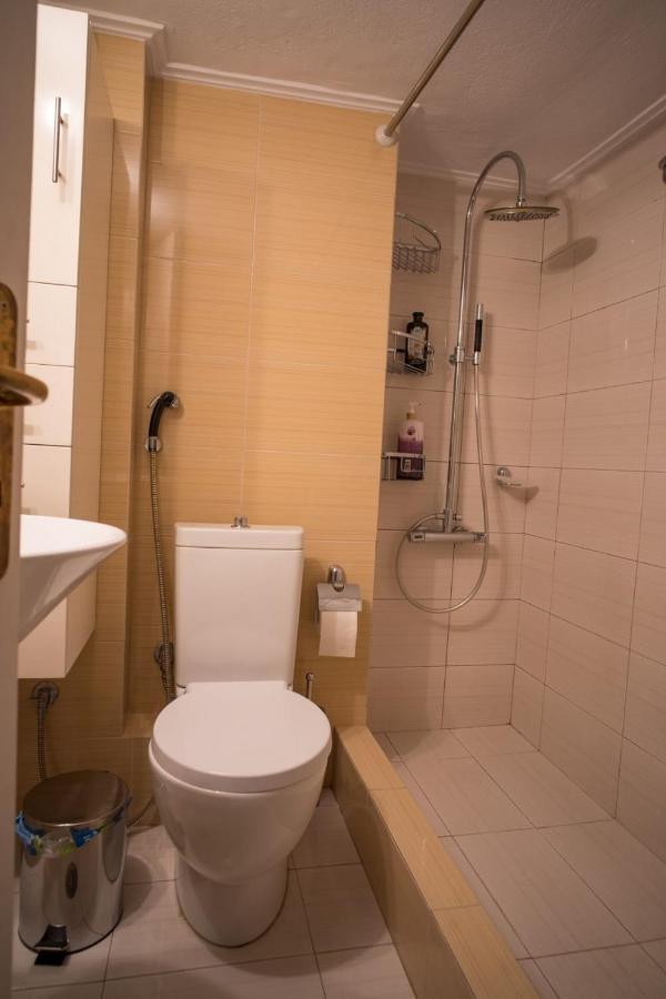 It Is A Pleasant, Modern, Functional House! Apartment Piraeus Luaran gambar