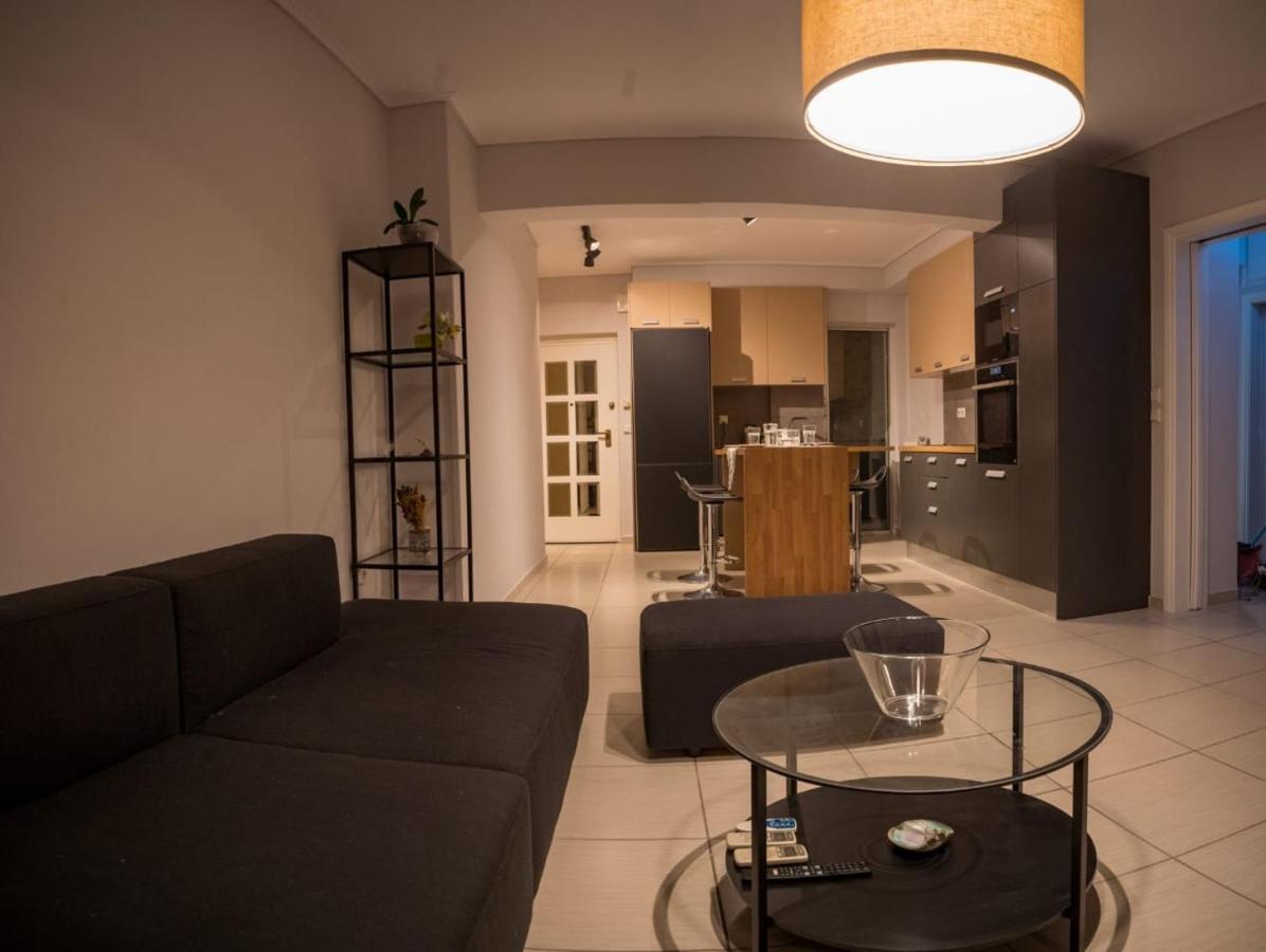 It Is A Pleasant, Modern, Functional House! Apartment Piraeus Luaran gambar
