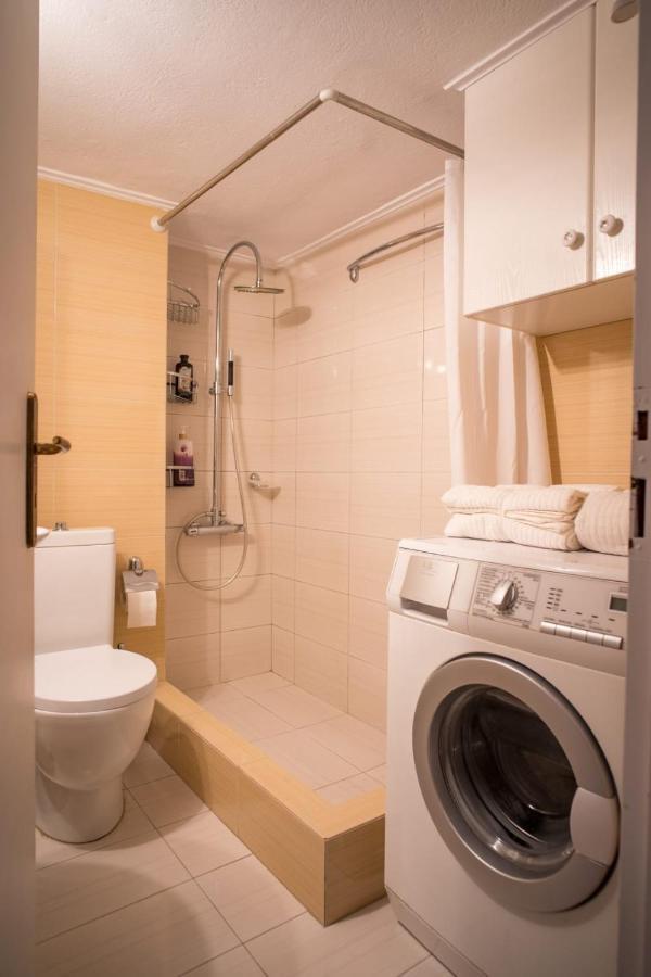 It Is A Pleasant, Modern, Functional House! Apartment Piraeus Luaran gambar